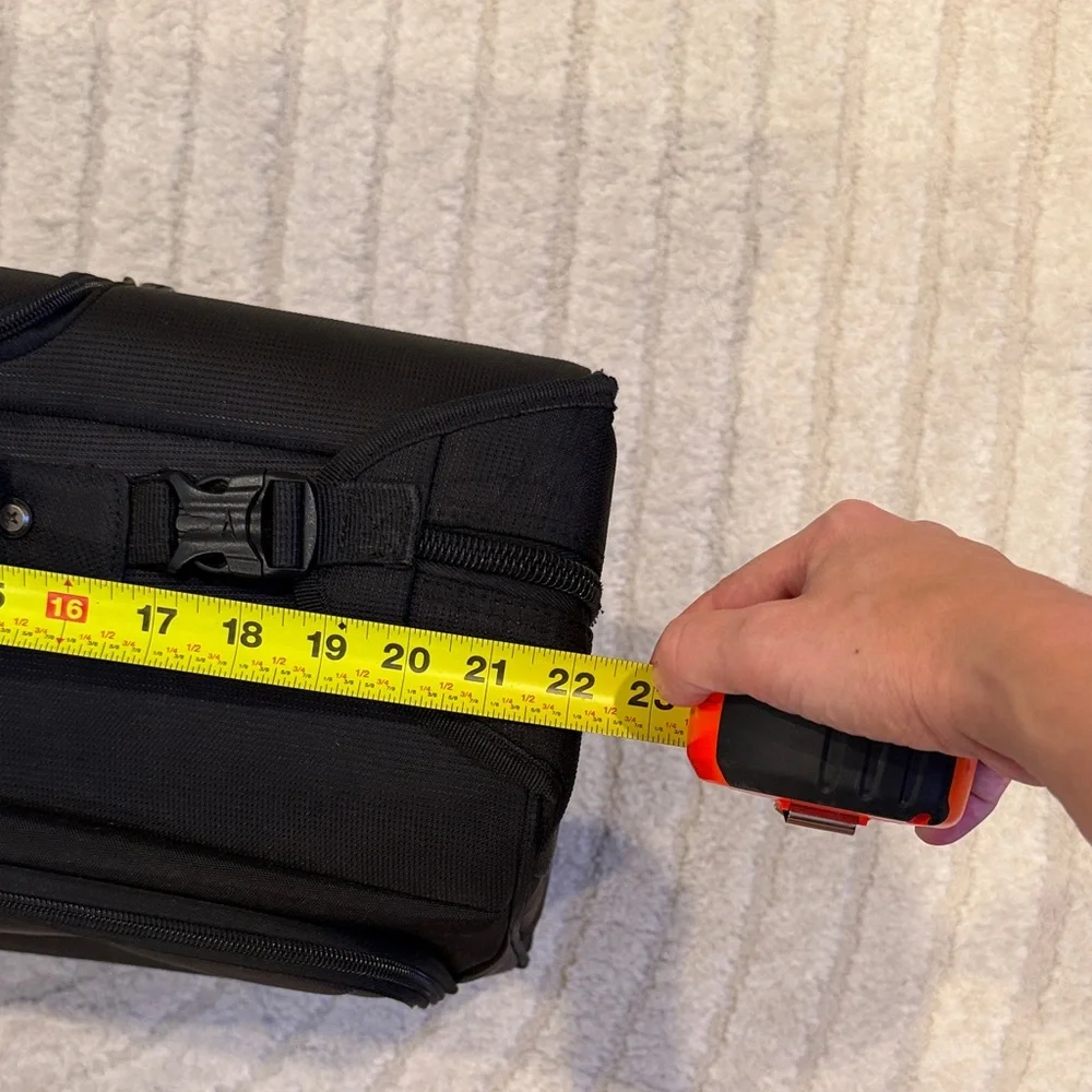 Travelpro Black Rolling Garment Bag Carry-On Luggage Suit Bag